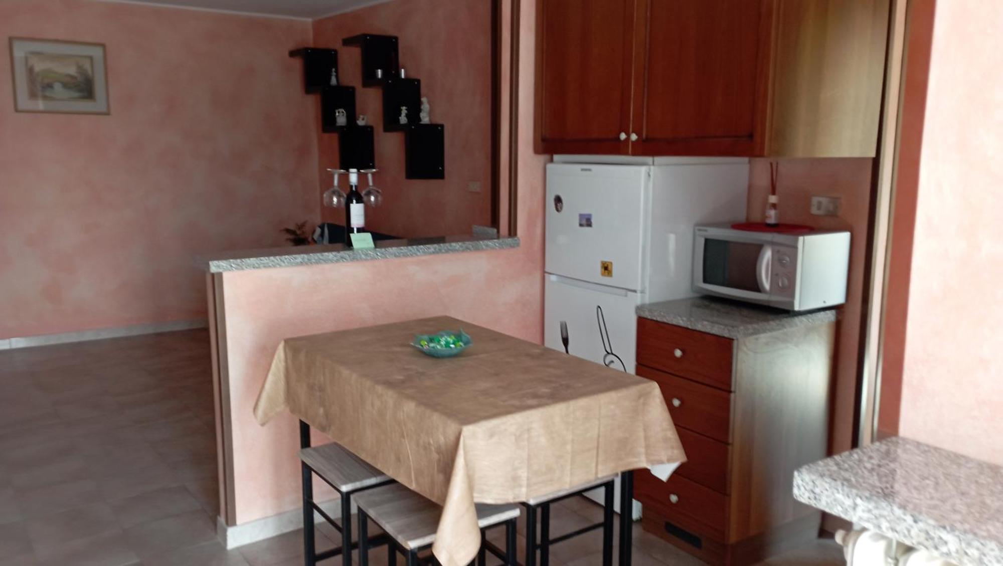 Casa Alice Apartment Cirie Luaran gambar
